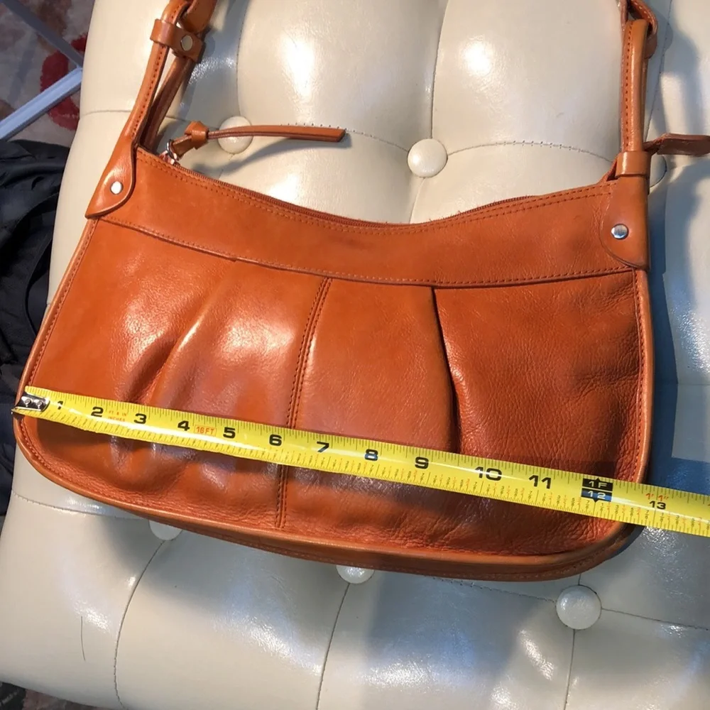 Genuine Leather Vintage Kenneth Cole NY handbag